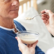alimentazione anziani badante gorizia aes domiciliio